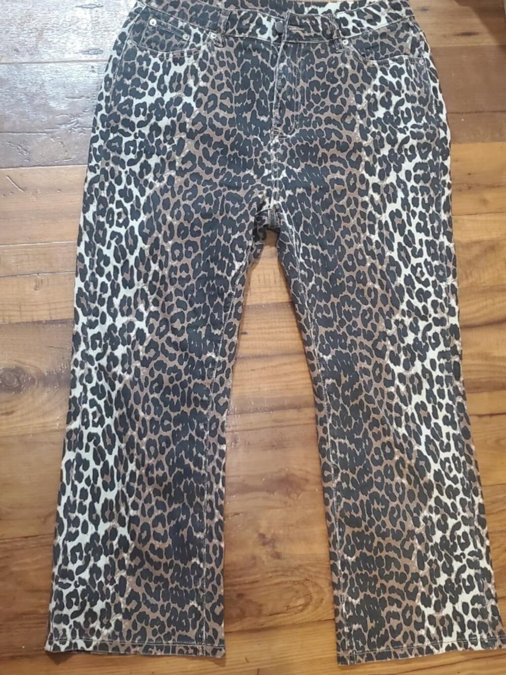 🐆✨ NWT Leopard Print Straight Leg Jeans Size 18 - Picture 8 of 8